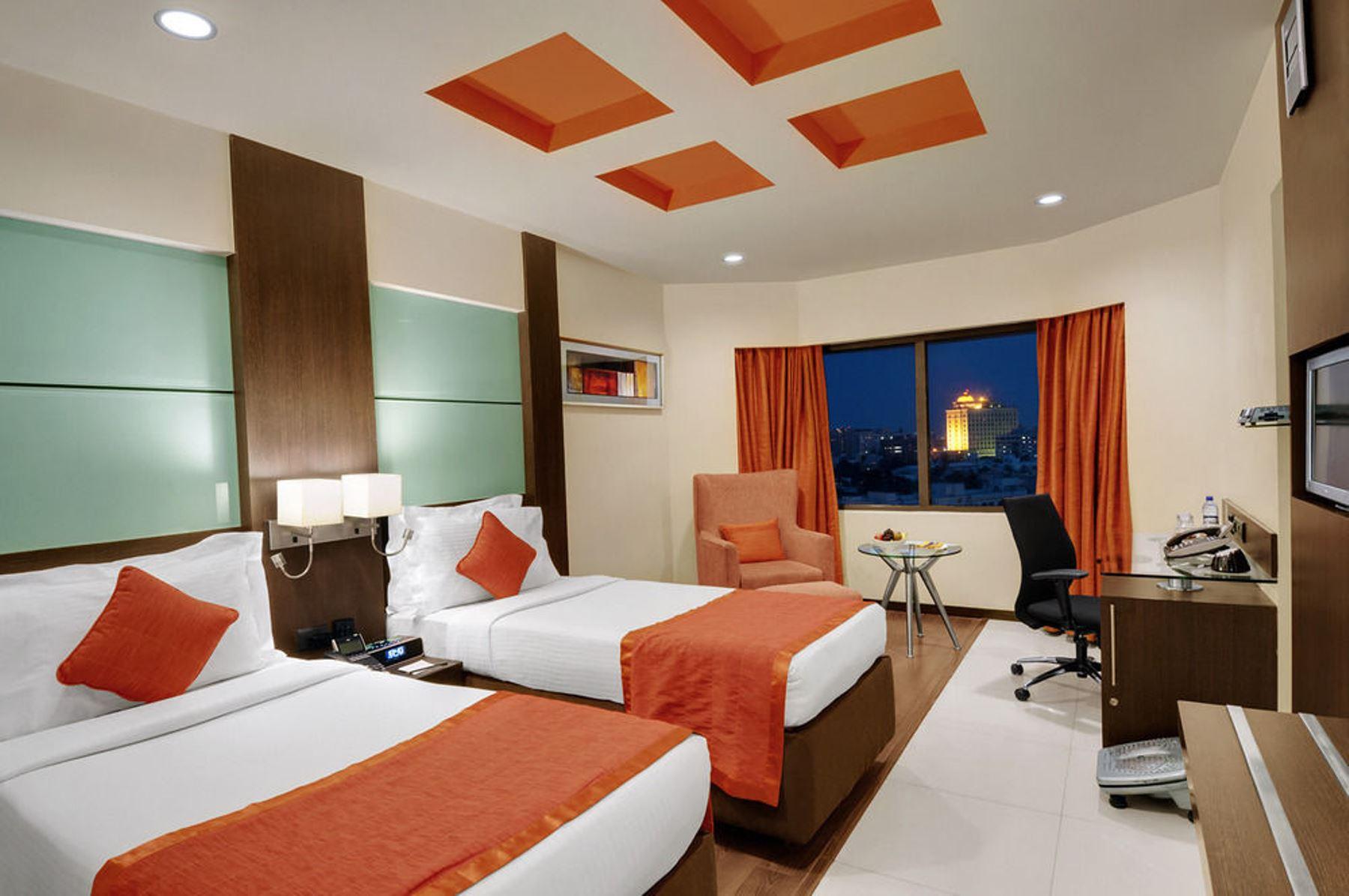 The Residency, 4*