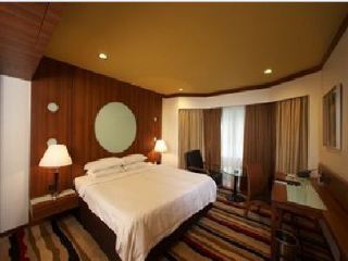 The Residency, 4*